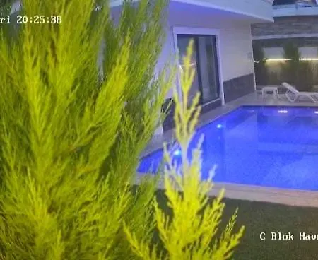 Zegin Villari * Kemer